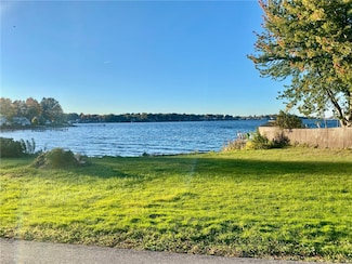 14710 Lake St, Fair Haven, NY 13156