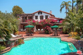 17267 Parthenia St, Sherwood Forest, CA 91325