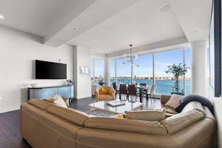 22 Liberty Dr Unit 6F, Boston, MA 02210