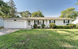 508 Grandview Ave, Spring Lake, MI 49456
