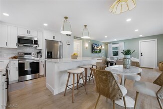 1549 Sandpiper St Unit 79, Naples, FL 34102
