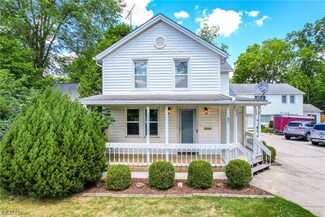 85 Maple Dr, Hudson, OH 44236