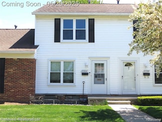 37800 Charter Oaks Blvd Unit 336, Clinton Township, MI 48036
