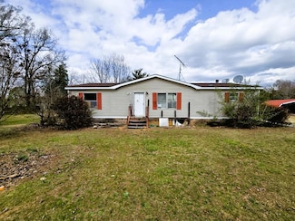 105 Beaver Acres Ln, Buffalo Junction, VA 24529