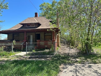 1009 Oak St, Flint, MI 48503