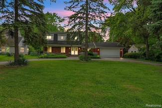 2408 Otter St, Warren, MI 48092