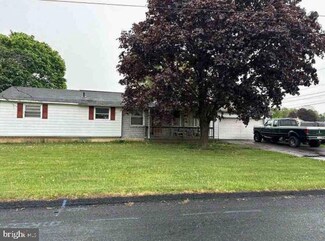 701 Fisher Dr, Watsontown, PA 17777