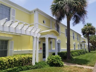 221 Pompano Dr SE Unit D, Saint Petersburg, FL 33705