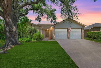 331 Capehill Dr, Webster, TX 77598