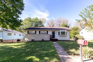 226 Greenwood Ave, Silvis, IL 61282