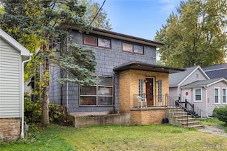 423 Elmwood Ave, Niagara Falls, NY 14301