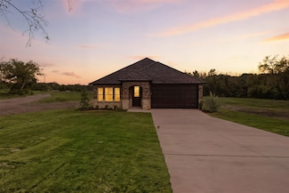 412 Ball St, Tom Bean, TX 75489