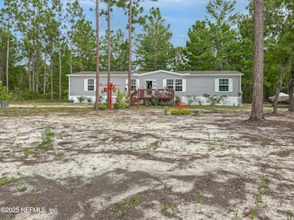 123 Torres Rd, Hawthorne, FL 32640
