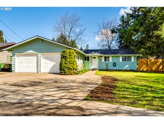 1072 Maclay Dr, Eugene, OR 97404