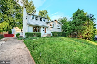 9713 Holmhurst Rd, Bethesda, MD 20817