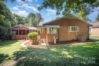 1612 Statesville Blvd, Salisbury, NC 28144