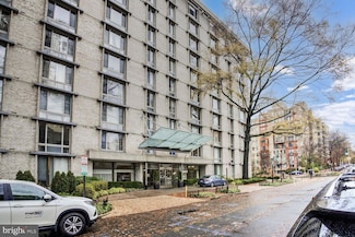 950 25th St NW Unit 116N, Washington, DC 20037