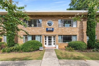 2240 Cheshire Bridge Rd NE Unit 206, Atlanta, GA 30324
