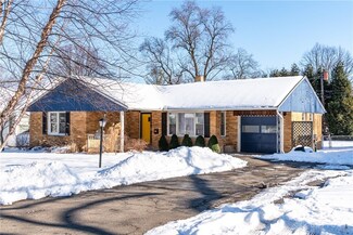 2708 Hazelwood Ave, Dayton, OH 45419