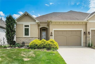 19605 W 100th St, Lenexa, KS 66220