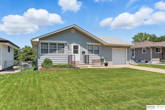 4536 Frederick St, Omaha, NE 68106