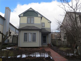 209 Fitzhugh St S, Rochester, NY 14608