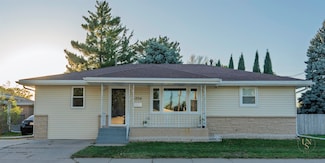 1754 18th Ave, Columbus, NE 68601