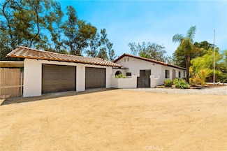 21885 Lake Mathews Dr, Perris, CA 92570