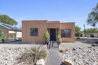 1220 Park Ave SW, Albuquerque, NM 87102