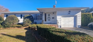 49 Rollins St, Lawrence, MA 01841