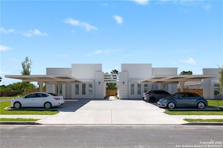 1014 E Starr St, Mercedes, TX 78570