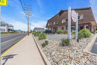 1008 Ocean Ave N, Point Pleasant Beach, NJ 08742