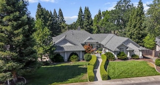2608 La Rinconada Place, Redding, CA 96002