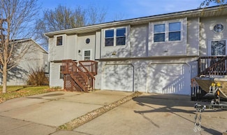 662 Molly Dr, North Liberty, IA 52317