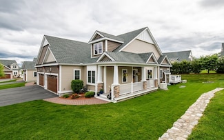 36 Foxhill Ln Unit 36, Dracut, MA 01826