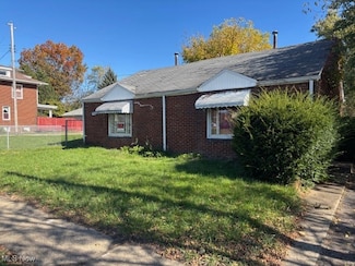 1368 Cherry Ave NE, Canton, OH 44714