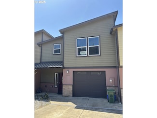 2363 Brooklyn Dr, Coos Bay, OR 97420