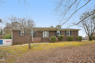 4407 Bromley Dr, Greensboro, NC 27406