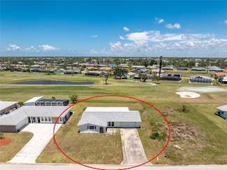 11 Oakland Hills Rd, Rotonda West, FL 33947