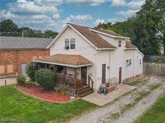 1823-1825 Esther Ave, Akron, OH 44312