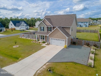 101 Starkey Creek Dr, Peletier, NC 28584