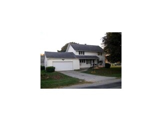 306 S Military St, Martelle, IA 52305