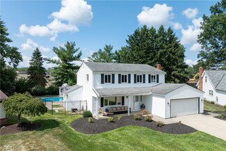 4390 Birch Cir, North Olmsted, OH 44070