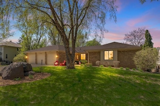 7740 W 84th Street Cir, Bloomington, MN 55438