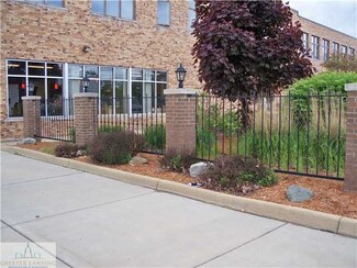 1114 S Washington Ave Unit 2, Lansing, MI 48910