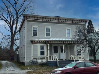 206-208 N Champlain St, Burlington, VT 05401