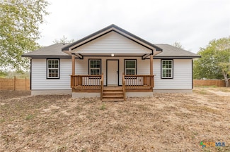1123 Ainsworth St, Gonzales, TX 78629