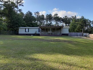 197 Lakeshore Dr, Abbeville, AL 36310
