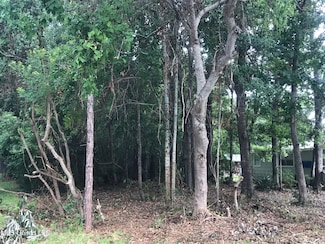 1104 Iris St, Long Beach, MS 39560