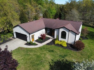 15100 Blueberry Ct, West Olive, MI 49460